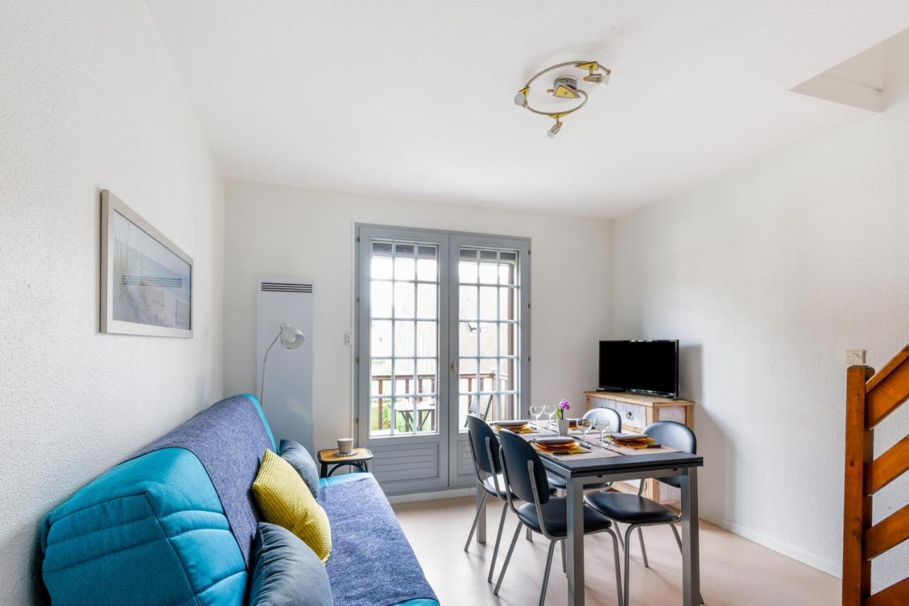 Le Voilier Apartment Courseulles-sur-Mer Exterior foto